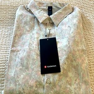 Lululemon Men’s XL airing easy short sleeve shirt new